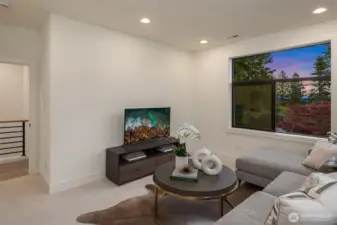 Flexible upper-level bonus space