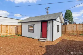 Garage/Shop