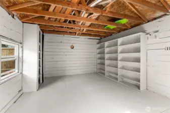 Garage/Shop
