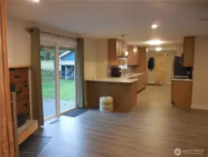 Great Room to Kitchen