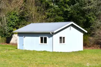 detached two car garage/shop, ideal for storge or workshop