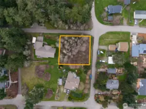 9500 sqft - double lot