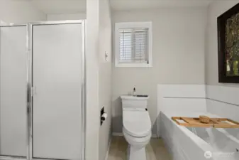 Primary 5-piece Bathroom