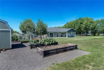 Garden area with room to expand
