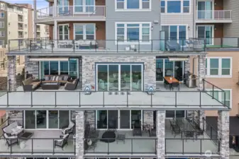 The enormous deck gives you lots of room for relaxing or entertaining