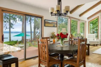 Vaulted living room w/beautiful beams