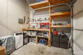 Garage work bench