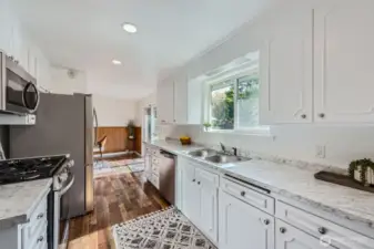 Energy efficient gas cooking range- a chef's delight!