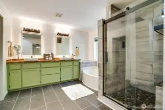 Primary ensuite Bathroom