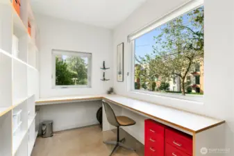 A turnkey office complete with built ins.