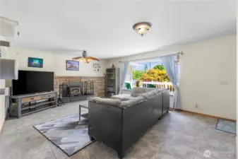 Lots of natural light