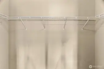 Walk-in Closet