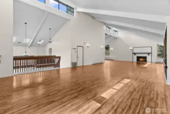 Community Clubhouse To Host Big Events / La Casa Club de la Comunidad Para Sus Grandes Eventos