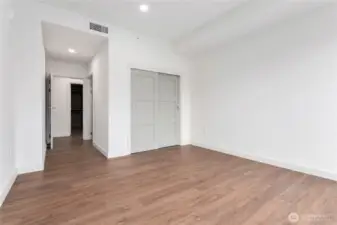 Second bedroom with full bathroom attached.