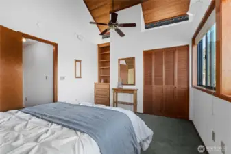 Bedroom - 3rd Floor