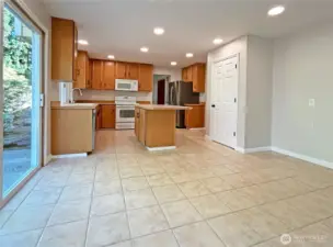 Kitchen Eating area