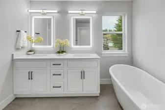 5 piece primary bath with large soaking tub. Virtually staged.
