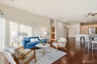 Living Room, Hardwood Floors, Tall Ceilings, Gas Fireplace