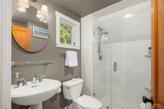 The guest house bath!