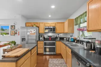 Truly a kitchen fit for entertaining.