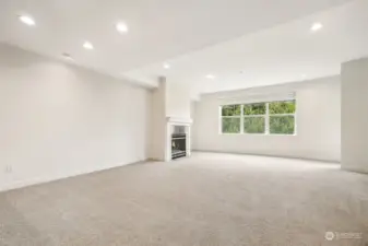 Formal Living Room & Open Floor Plan