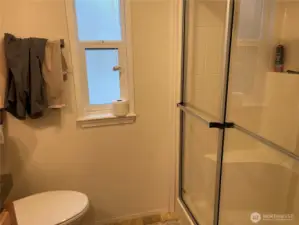 Bathroom w/ large shower