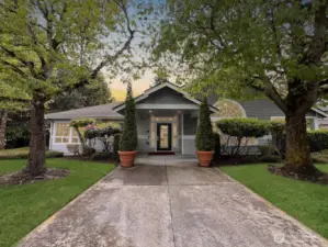 Community Amenities Entrance