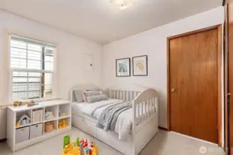 Guest bedroom #2 *Virtually staged*