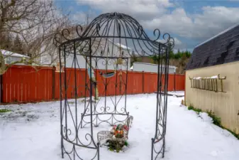 Metal gazebo stays with the home!