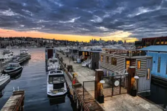 Lake Union Landing dock is approximately 10' wide, lined with trees and benches in the common areas. As you enter through the gated enter you find your little piece of heaven.