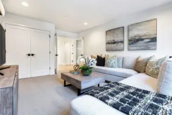 Upstairs flex room with it's own closet gives you plenty of flexibility for so many uses!