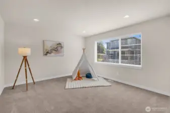 Large bonus room that could be converted into a 5th bedroom upstairs.