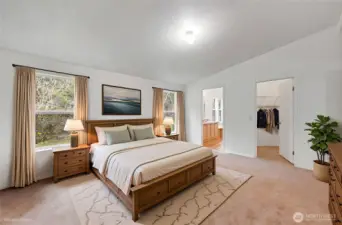 another view of the nice primary retreat.