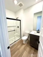 Full bath for ensuite