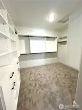 Walk in closet