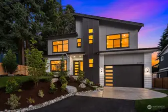MN Custom Homes presents a transitional in sought after Woodridge