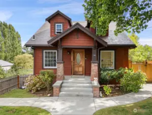 Beautiful Bremerton Craftsman home.