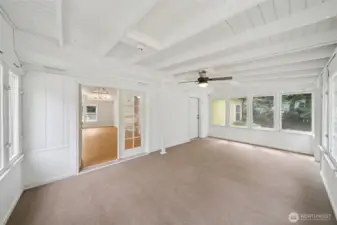 Great enclosed porch for extra living space!