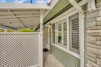 Partician to keep the covered patio private.