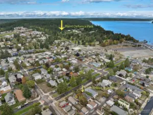 Just steps away from the natural beauty of Point Defiance Park, offering trails, gardens, and waterfront views right at your doorstep. Ruston was made for community atmosphere.