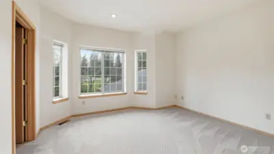 Upper level flex room