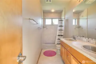 2nd floor full bath