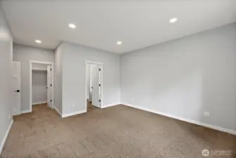 Sought-After Primary with En Suite on the Main!