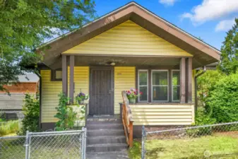 A grand opportunity in the beautiful Mount Baker neighborhood.
