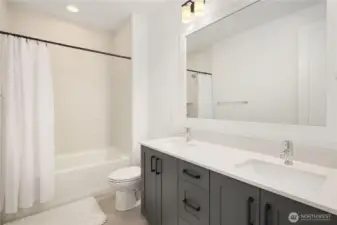 Shared dual sink bathroom