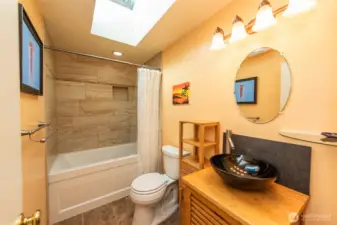 Full Bathroom