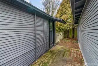 Walkway between house and detached laundry room