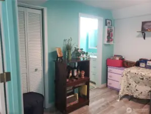 Lower bedroom