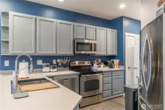 Updated Kitchen provides all new SS Appliances and new sink/faucet