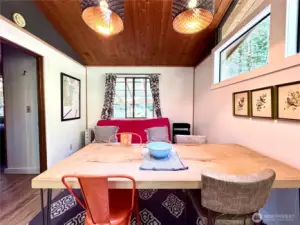 Enough space for a six-foot ding table. Time to start entertaining!